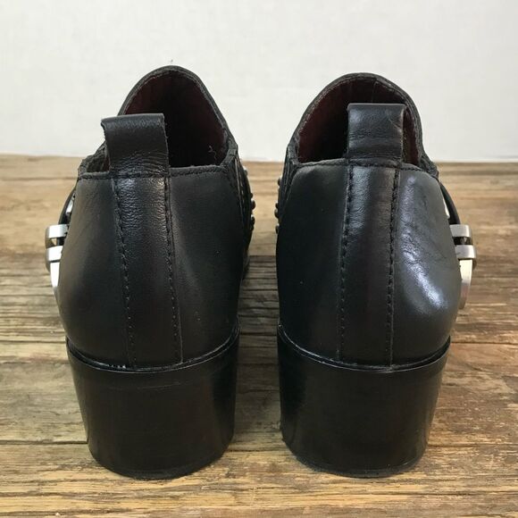 BCBGeneration LOELA Black Buckle Bootie 7.5 - Picture 4 of 8